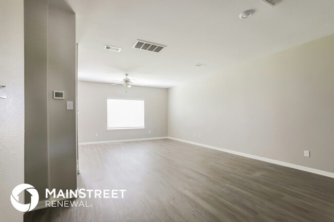 23119 Bellini Dr in Magnolia, TX - Building Photo - Building Photo
