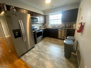 1053 North Ave in Elizabeth, NJ - Building Photo - Building Photo