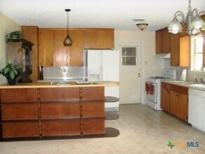 803 Carmen St in Killeen, TX - Building Photo - Building Photo