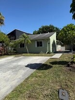 4565 NW 3rd Dr in Delray Beach, FL - Building Photo
