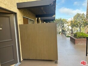 2727 3rd St in Santa Monica, CA - Building Photo - Building Photo