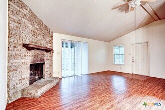 108 Hughson Ct in San Marcos, TX - Building Photo - Building Photo