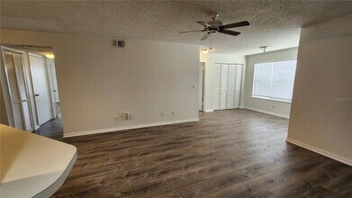 4630 Commander Dr in Orlando, FL - Building Photo - Building Photo