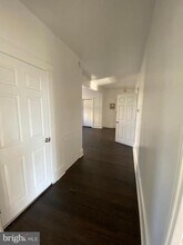 7300 Boyer St in Philadelphia, PA - Building Photo - Building Photo