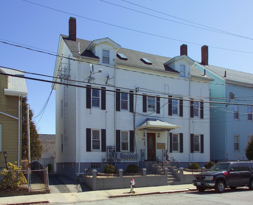 76 Kilburn St in Fall River, MA - Building Photo