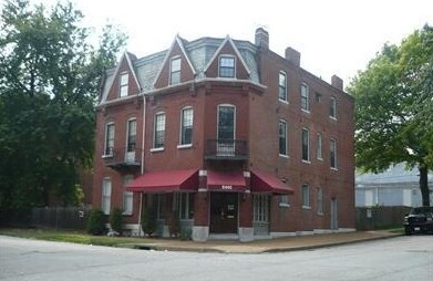 2405 S 11th St in St. Louis, MO - Building Photo