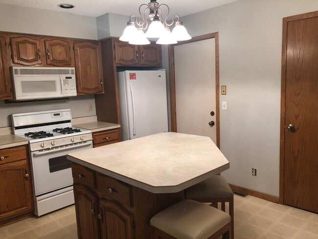 property at 4140 Rice St