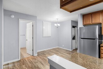 1114 Nord Ave in Chico, CA - Building Photo - Building Photo