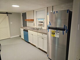 1105 Crossland Ave in Clarksville, TN - Building Photo