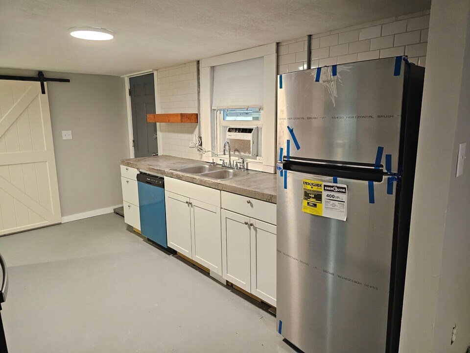 1105 Crossland Ave in Clarksville, TN - Building Photo