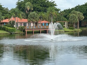 10733 Cleary Blvd in Plantation, FL - Building Photo - Building Photo