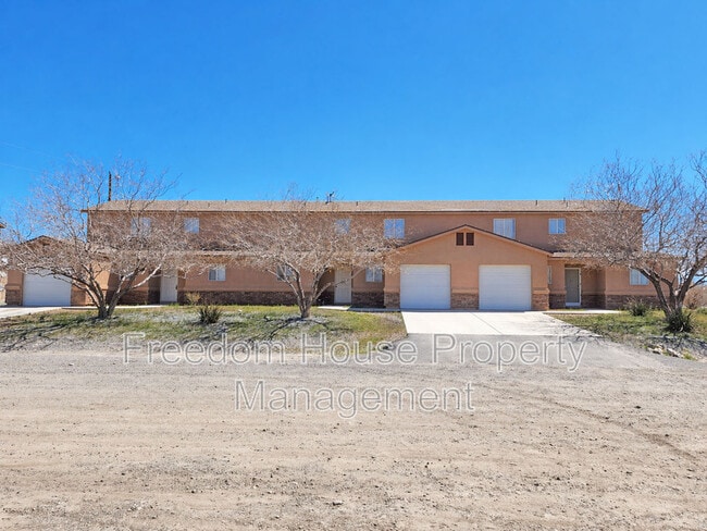 1971 Teepee Rd in Pahrump, NV - Building Photo - Building Photo
