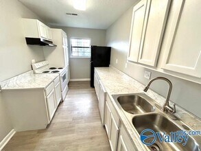 4922 Cotton Row NW in Huntsville, AL - Building Photo - Building Photo