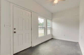 4423 Colonial Ave in Dallas, TX - Building Photo - Building Photo