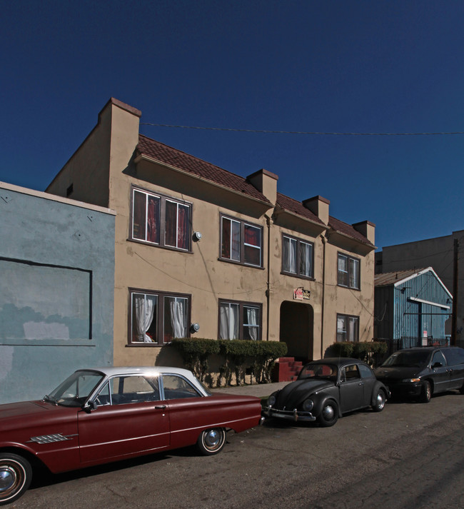 239 W 25th St in Los Angeles, CA - Foto de edificio - Building Photo