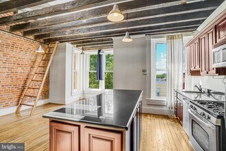 911 Prince St in Alexandria, VA - Building Photo - Building Photo