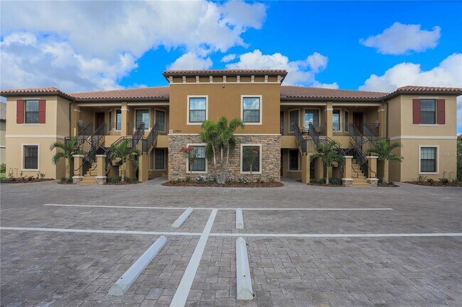 13703 Messina Loop in Bradenton, FL - Building Photo - Building Photo