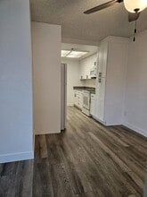 426 Cherry Ln in Manteca, CA - Building Photo - Building Photo