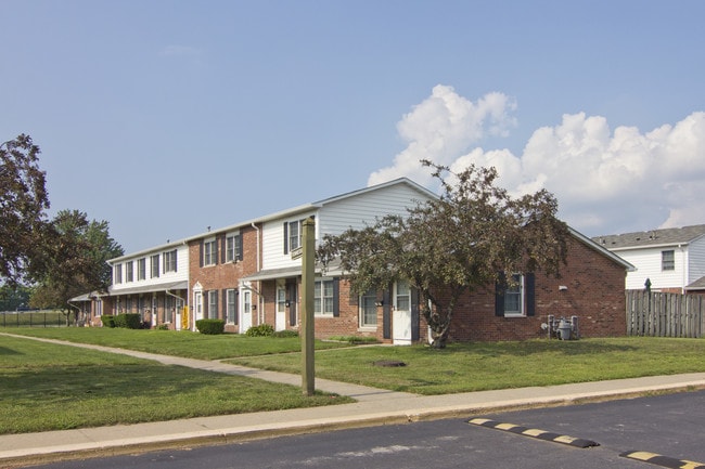 Georgetown Homes in Hammond, IN - Foto de edificio - Building Photo