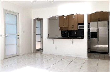 1125 Meridian Ave-Unit -4-1125 in Miami Beach, FL - Building Photo
