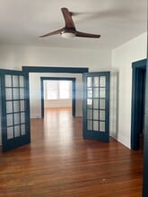 719 W French Plz, Unit 3 in San Antonio, TX - Foto de edificio - Building Photo