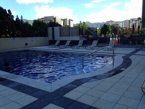 1717 Ala Wai Blvd in Honolulu, HI - Foto de edificio - Building Photo