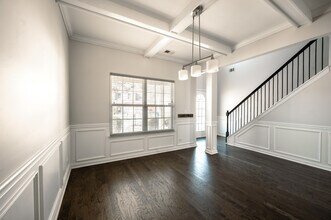 7445 Absinth Dr in Atlanta, GA - Building Photo - Building Photo