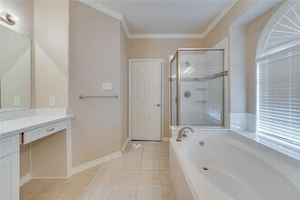 10414 Hahns Peak Dr in Houston, TX - Building Photo - Building Photo