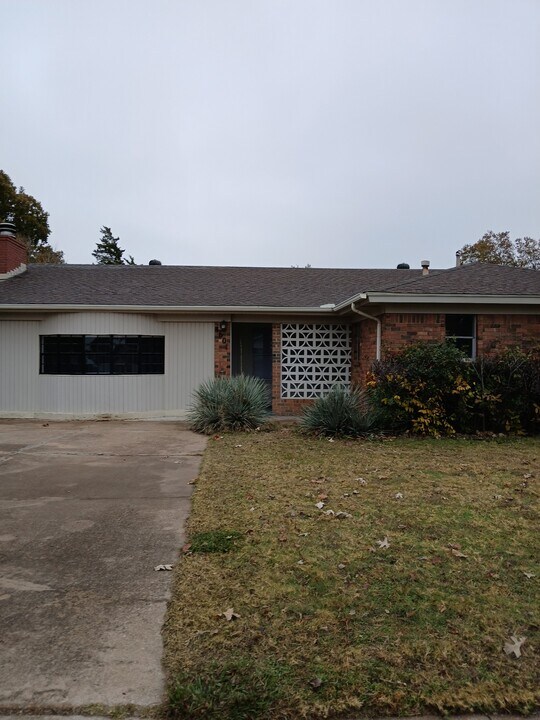 4601 Hollandale Ave in Wichita Falls, TX - Building Photo