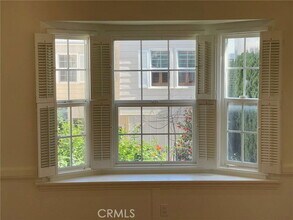 135 1/2 Canon Dr in Beverly Hills, CA - Building Photo - Building Photo