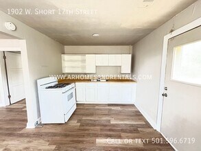 1902 W Short 17th St in North Little Rock, AR - Building Photo - Building Photo