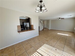865 Plantain Lily Ave in Las Vegas, NV - Building Photo - Building Photo