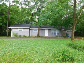 314 Harolds Dr NW in Huntsville, AL - Building Photo