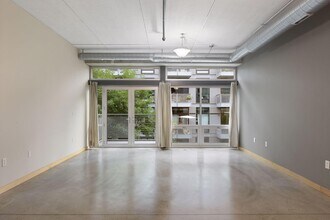 710 N 4th St in Minneapolis, MN - Foto de edificio - Building Photo