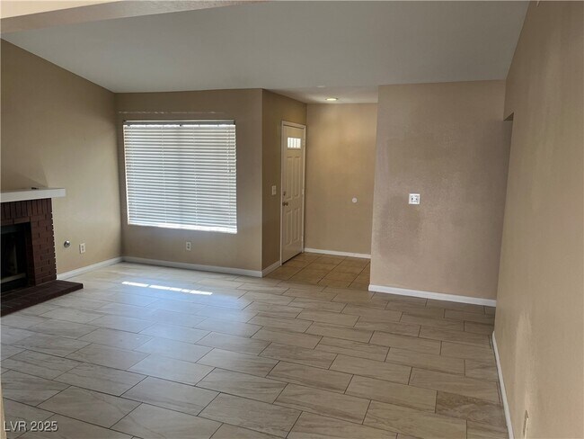 368 Abbington St in Henderson, NV - Building Photo - Building Photo