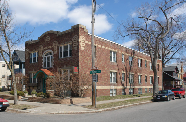 2647 Garfield Ave in Minneapolis, MN - Building Photo - Building Photo