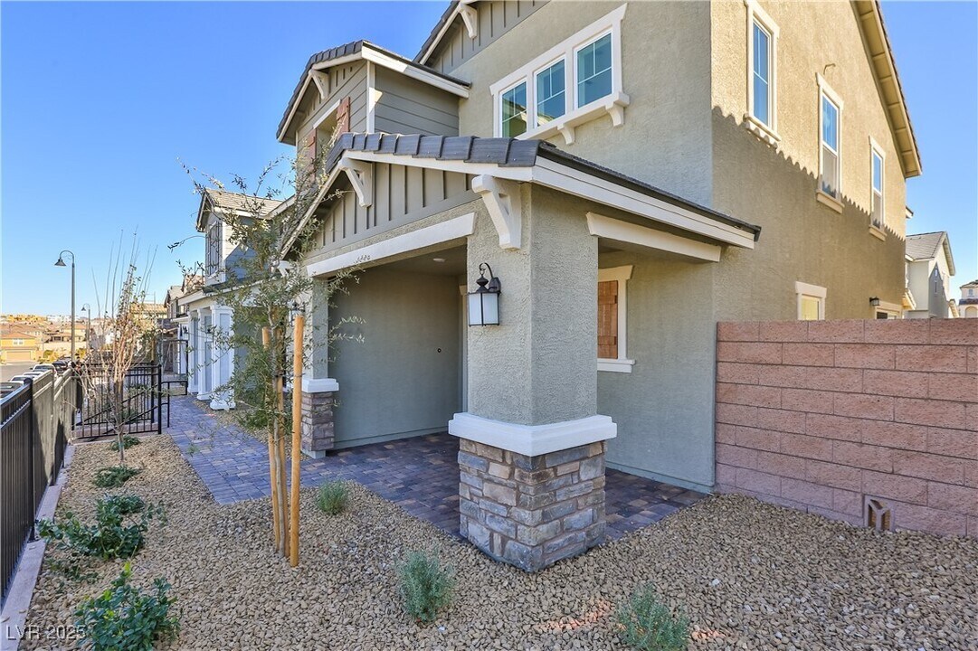 3659 Bitonto Ln in Henderson, NV - Building Photo