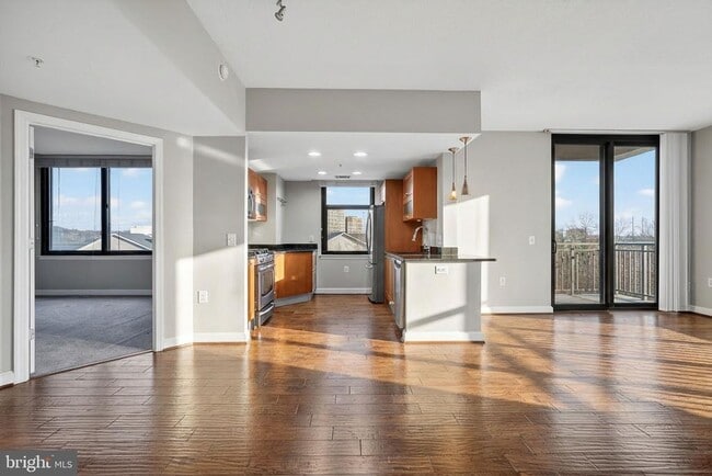 property at 2451 Midtown Ave