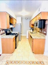 600 Academy Ct in Schaumburg, IL - Building Photo - Building Photo