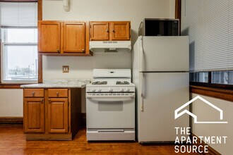 2014 N Kedzie Ave in Chicago, IL - Building Photo - Building Photo