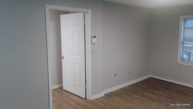 1332 Fernwood Dr in Jackson, MS - Foto de edificio - Building Photo