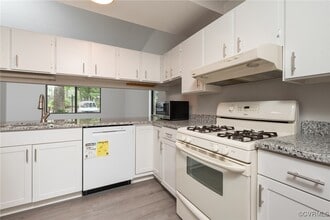 11914 W Briar Patch Dr in Midlothian, VA - Building Photo - Building Photo
