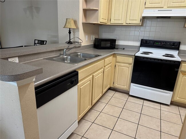 8908 Legacy Ct in Kissimmee, FL - Building Photo - Building Photo