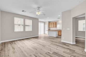 4857 Eureka Diamond Ct in Las Vegas, NV - Building Photo - Building Photo
