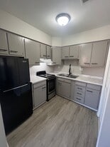2343 Harrodsburg Rd in Lexington, KY - Building Photo