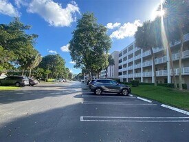 1200 NW 87th Ave in Coral Springs, FL - Building Photo