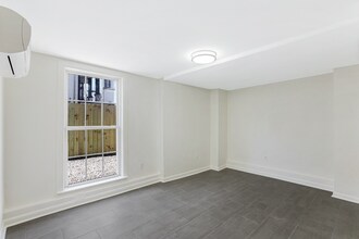 3700 S Liberty St in New Orleans, LA - Building Photo - Building Photo