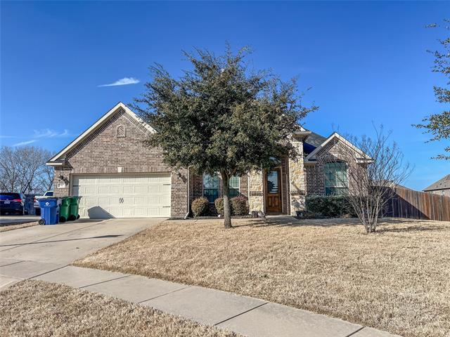 411 Sunset Ct in Waxahachie, TX - Building Photo