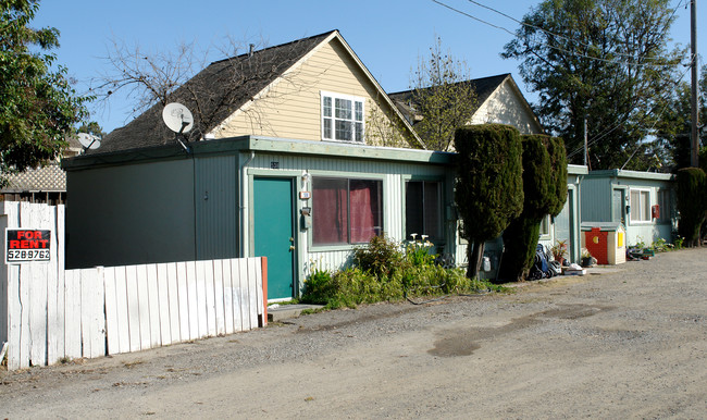 538 Boyd St in Santa Rosa, CA - Building Photo - Building Photo