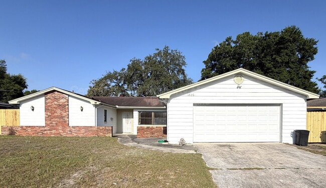 property at 1826 Mulberrywood Ct